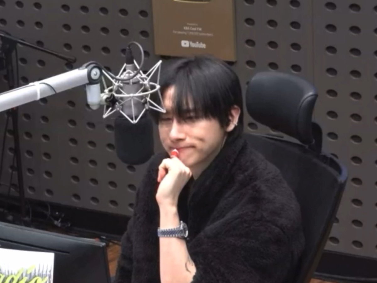 무슨 일이 일어나고 있나요?
          ㄴ 토마토탕에 넣을 재료 추천중입니다