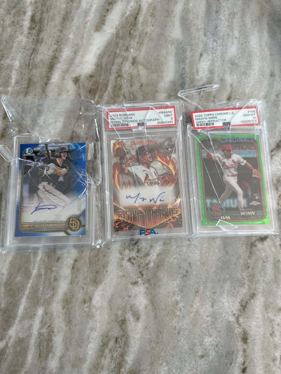 fishthe904's tweet image. Hey @USPS, you guys suck at your jobs!