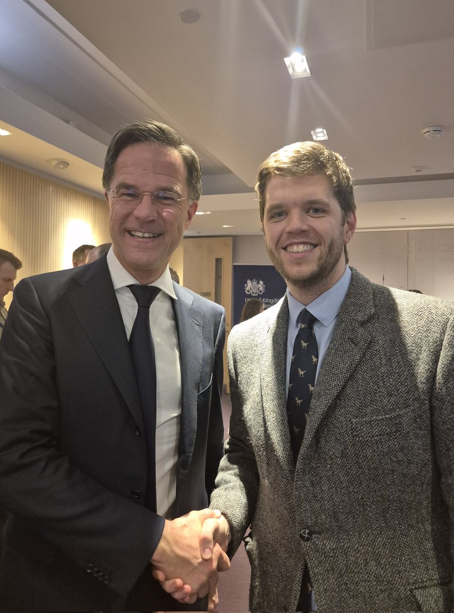 spearingw's tweet photo. Unwittingly wheeling out the dino tie for @SecGenNATO 🦖 https://t.co/2Tg0gyLWiS