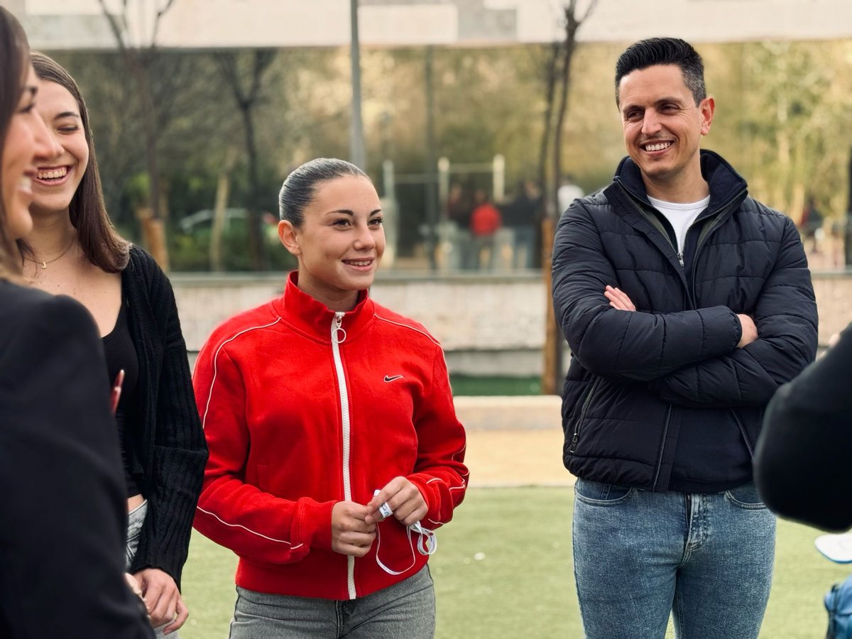 👟El equipo juvenil femenino de Archena, campeón regional de #cross.

➡️La alcaldesa de Archena <a href="/Patriciaflopez/">Patricia Fernández</a> y <a href="/marioalcaraz_/">Mario Alcaraz Mármol</a> , felicitaron a nuestras campeonas
🏅 Ana Yepes
🏅 Lucía Campoy
🏅 Irene Gómez
🏅 Elvira Martínez
🏅 Nuria Gallego

👏 Enhorabuena