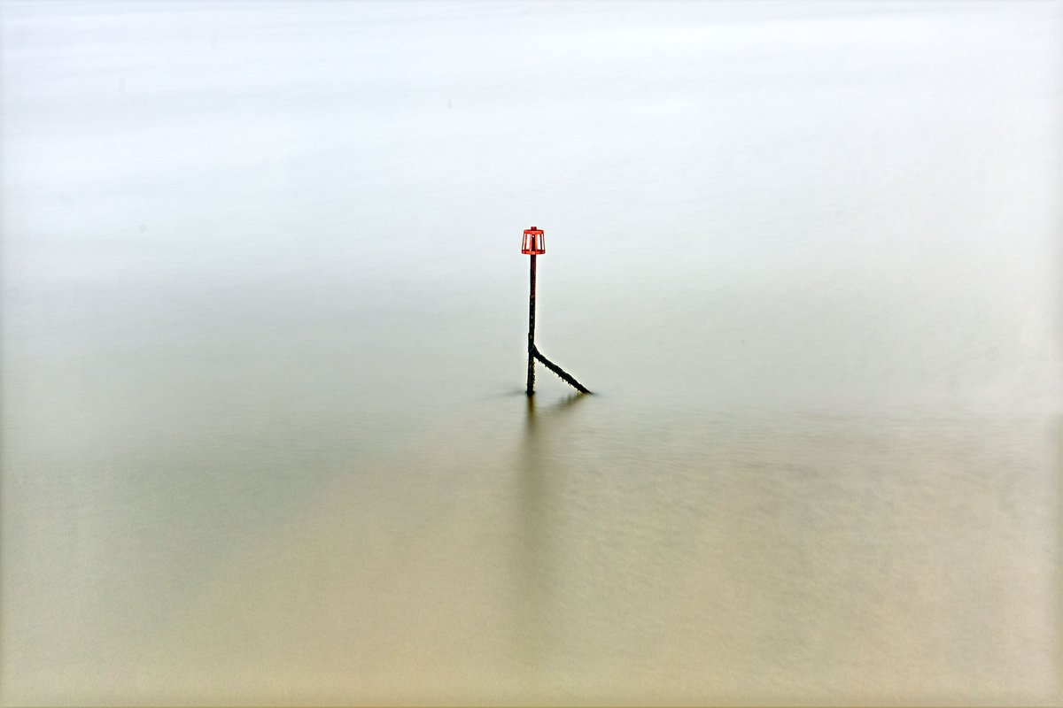 Marker Isolation. A solitary groyne marker seen from Cromer pier. #Sharemondays2025 #fsprintmonday #fujifilm_xseries #Cromer #Norfolk
