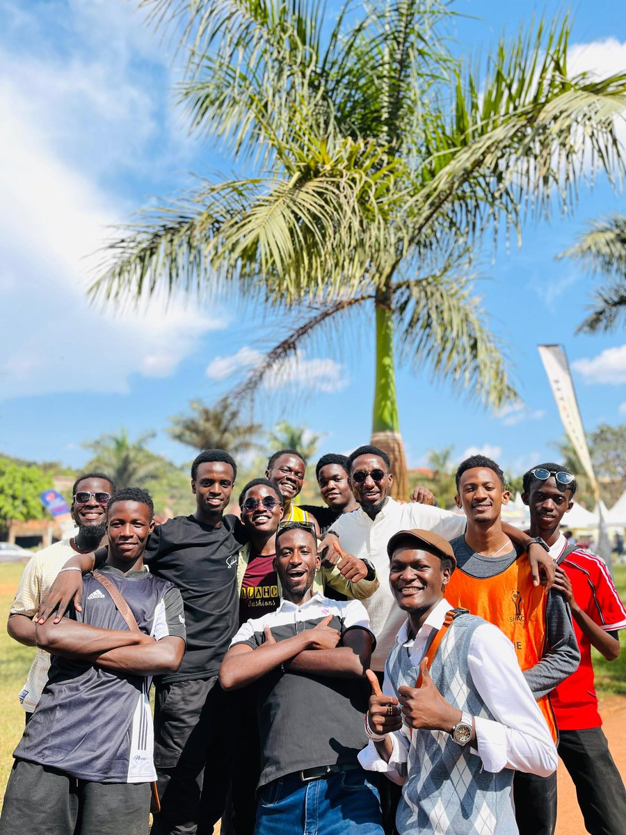 jabba_kings's tweet photo. When we smile, we smile "Kaata ." When we bleed, we bleed "Jabba". @JabbaGurus . Such moments give us goosebumps. @TheShackLeague 
A timeless rivalry that will never cease to be entertaining... 
#ShackLeague  #OldFriendsNewMemories https://t.co/1WyRvfZKef
