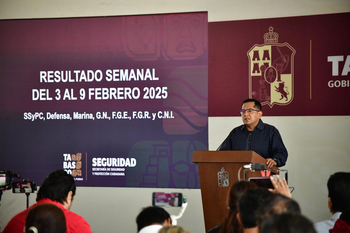 En nuestra Conferencia Matutina presentamos al pueblo nuestra Estrategia Integral de Seguridad, en la que se destacan tres ejes clave: atención a causas, fortalecimiento institucional y coordinación con fuerzas federales. 🧵