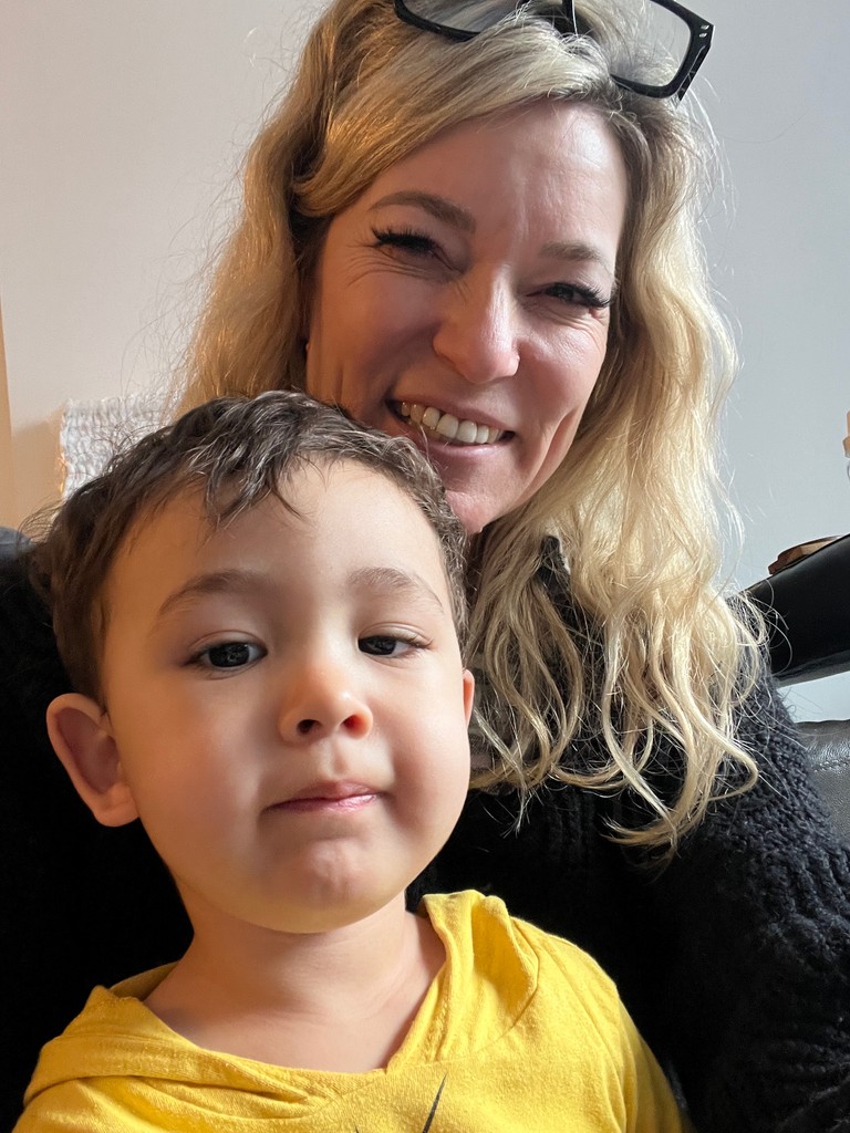 Being a realtor is rewarding. But, it's the little moments outside of work that fill my heart. When my nephews video call me, we end with blowing kisses. The real magic happens in everyday moments. What's your favourite way to unwind and cherish the little things? #ymm