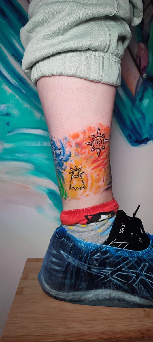 Nueva morcilla por tobillo digo... nuevo tatu!! Autoregalito de cumple para hacer feliz a mi niño interior 🥰