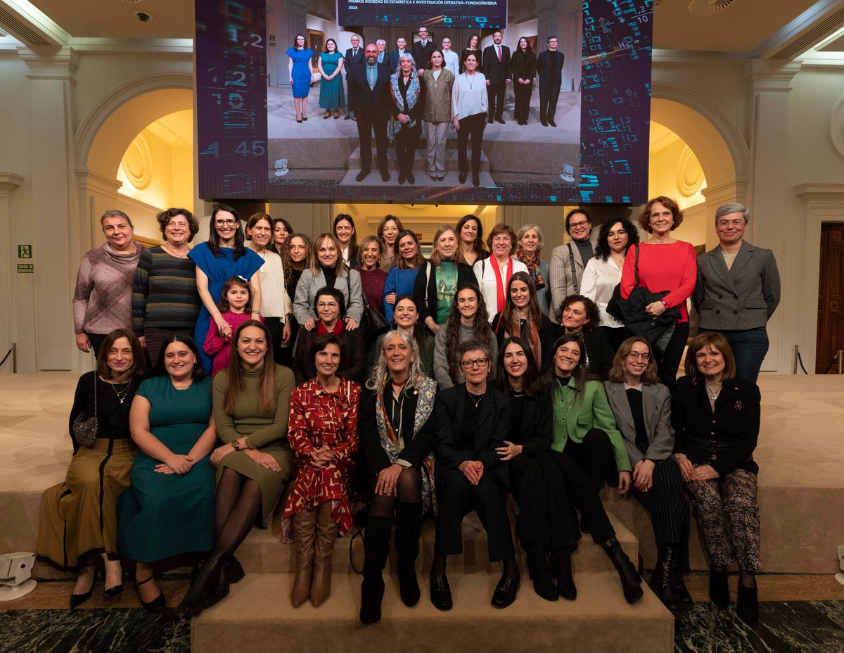 DoloresRomeroM's tweet image. Watch out! Pic of #women from SEIO - Spanish Society of #Statistics and #OperationalResearch at the Fundación BBVA last week during the SEIO medals and SEIO-FBBVA prizes ceremony! Looking forward to the next pic!