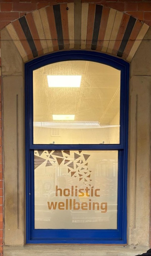 Nickala5's tweet photo. Exciting stuff getting the window frosting and vinyls put on our second @FlourishCIC #FlourishHub in Altrincham on Platform 4 of Altrincham Interchange! It's all coming together see our eventbrite calendar coming together here: https://t.co/cahrm5xZNF https://t.co/AJIqLbtE7c