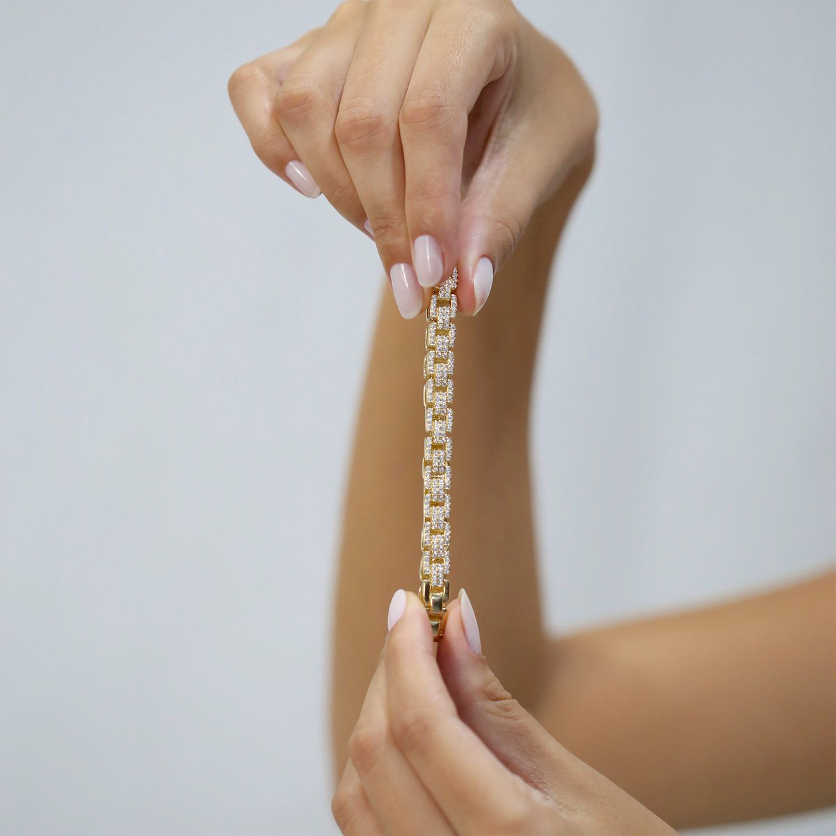 GarimpoDeOuro's tweet photo. Pulseira Lumine 7,3mm (Ajuste no Fecho) (Banho Ouro 24K) a nova coleção feminina está chegando com tudo aqui na GarimpodeOuro, acesse a categoria e roube a cena. https://t.co/56hcXOBNy1