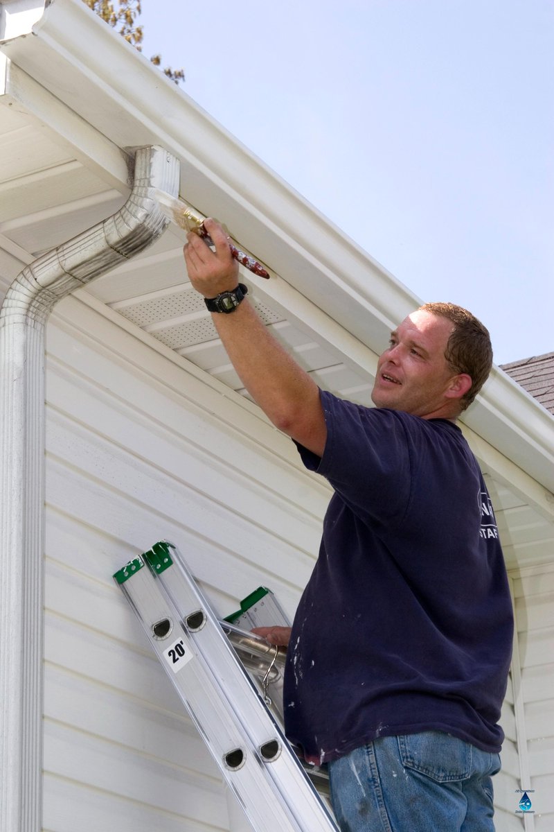 _seamlessgutter's tweet photo. Ensure your home remains protected from water damage with All Seamless Rain Gutters LLC. Ready to safeguard your property? Visit us at https://t.co/9yAwP26JWU or call (951) 282-8819 for professional service you can trust. https://t.co/ZTTXX5i6BV