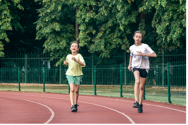 's tweet image. The countdown to spring races has begun! ⏳ Are you prepared?  Dive into our top 10 training tips and share which one you're most excited to try! 📝✨ #RaceReady #springtrainingtips #YouthRunner #RunningCommunity #RunHappy #RunnersLife
#RunStrong youthrunner.com/news/story/top…
