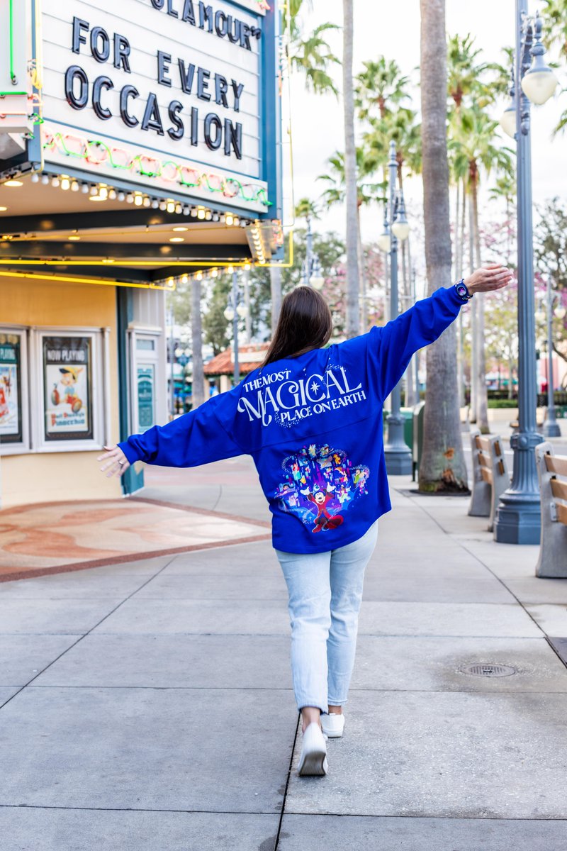 Disney Parks tweet media