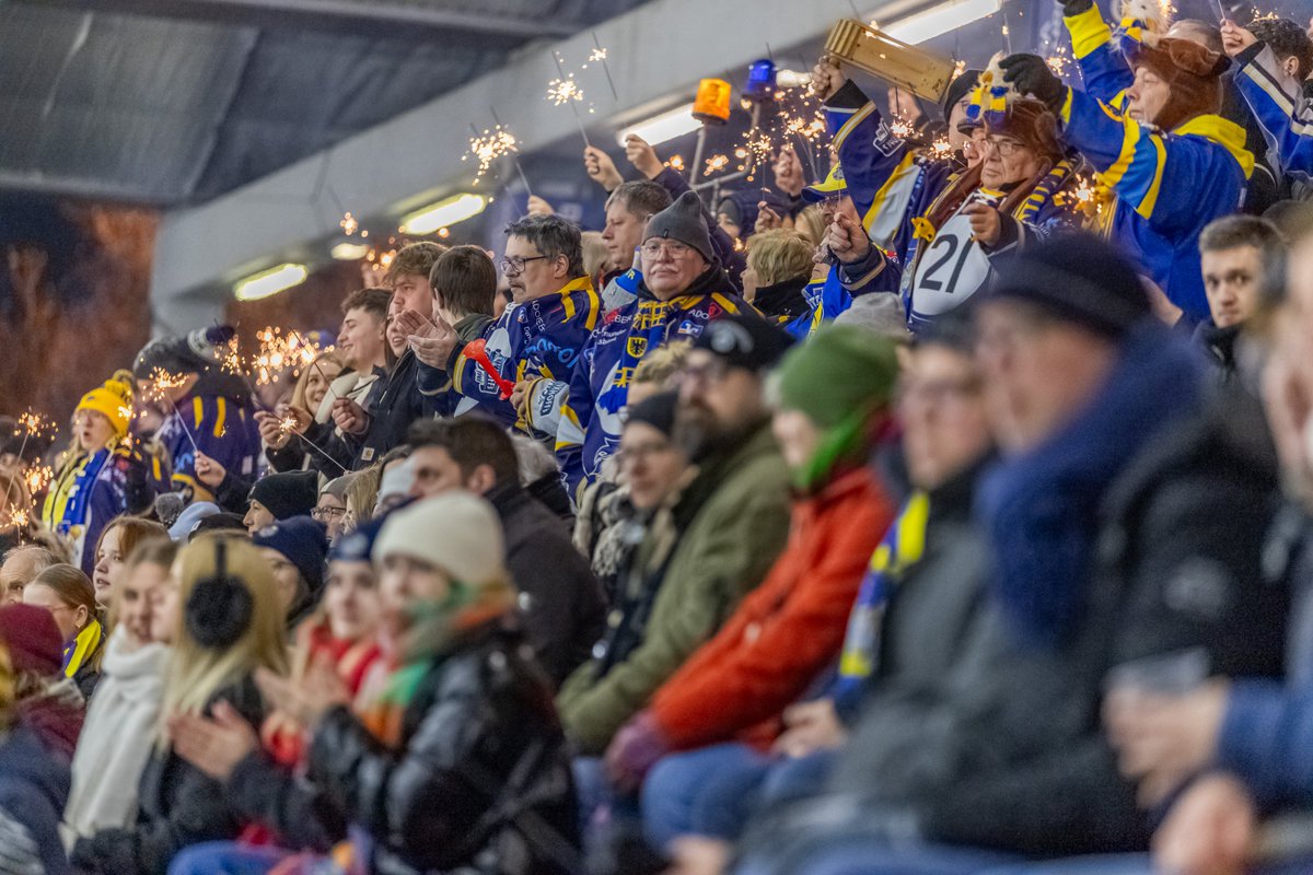 Konzern Stadtwerke Dortmund (@stadtwerkedo) on Twitter photo Nach der Hauptrunde ist vor den Playoffs! Als Erster der Regionalliga NRW erwarten die <a href="/Eisadler_Do/">Eisadler Dortmund</a> am Freitag (14.2.) den achtplatzierten TuS Wiehl. Die 21-Gruppe, mit #DSW21 und #DOKOM21 Hauptsponsor des #Dortmund|er Erfolgsteams, ist »on🔥«. Wir sehen uns hoffentlich im Nach der Hauptrunde ist vor den Playoffs! Als Erster der Regionalliga NRW erwarten die <a href="/Eisadler_Do/">Eisadler Dortmund</a> am Freitag (14.2.) den achtplatzierten TuS Wiehl. Die 21-Gruppe, mit #DSW21 und #DOKOM21 Hauptsponsor des #Dortmund|er Erfolgsteams, ist »on🔥«. Wir sehen uns hoffentlich im