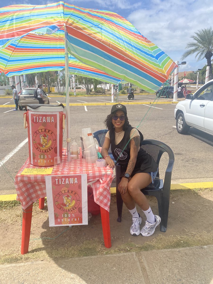 malditaconejitx's tweet photo. Me complace informarles que acabo de abrir mi emprendimiento de Tizanas 100% naturales por si se quieren tomar algo refrescante, pásense por aquí 🩷
Estamos ubicados en Pto Ordaz, en la plaza monumental, los espero!🍹💕

Me ayudarían mucho con un Rt💗 https://t.co/3j24rpKlLb