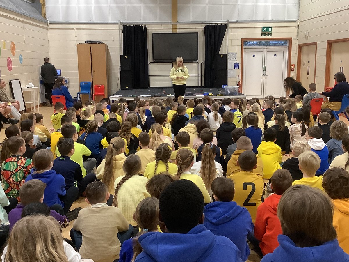 lowerhalstowsch's tweet photo. A sea of yellow could be seen during our celebration assembly as the children were wearing yellow to show their support for Children's Mental Health Week 💛 #childrensmentalhealthweek https://t.co/AIdcBNjYh2