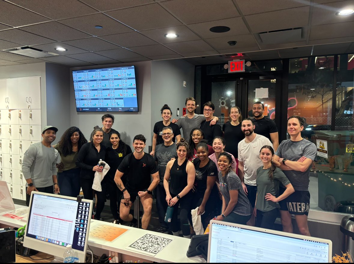 Week 1 of 🫀health month✅
▫️Great presentation on MVProlapse &amp; SCD by <a href="/RBBBinit/">Binit Aryal</a> and moderated by <a href="/SAchuthanandan/">Supraja Achuthanandan</a>
▫️awesome <a href="/orangetheory/">Orangetheory Fitness</a> x <a href="/AHANewYorkCity/">AHA in New York City</a> class to support women’s ❤️health <a href="/GoRedForWomen/">GoRedforWomen</a>