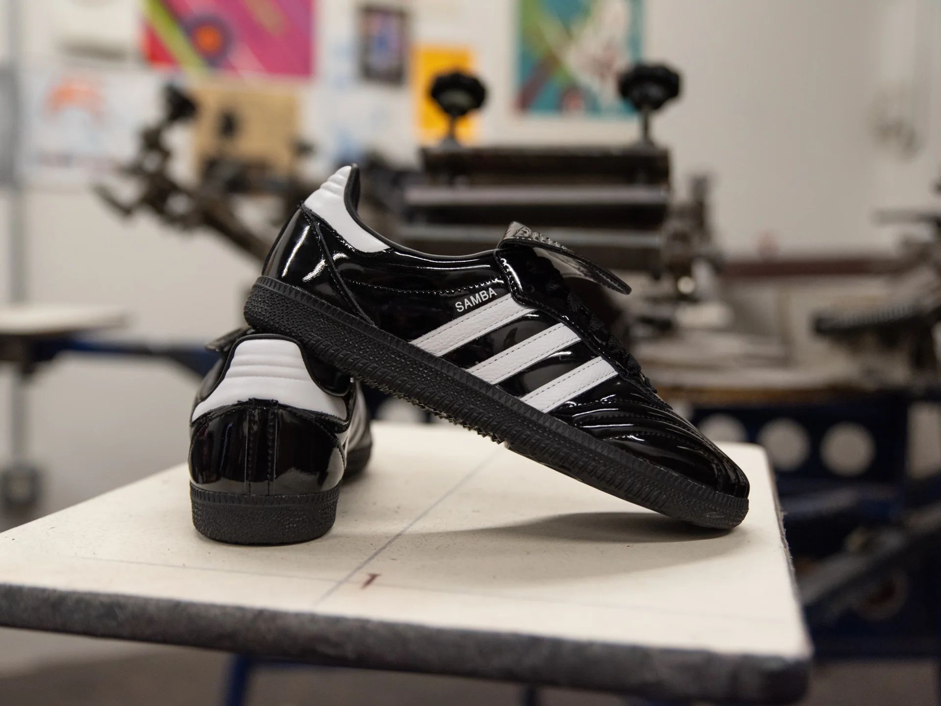★adidas★ ブラック Samba Long Tongue スニーカー adidas Samba Long Tongue Shoes - Black | Free Shipping with