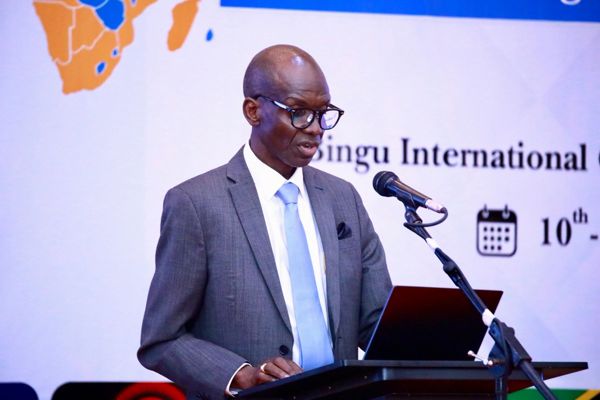 At the #74ECSAHMC, Prof. Mohamed Janabi @moddyyakubu , Executive Director of Muhimbili National Hospital  and Presidential Advisor on Health and Medical Affairs, delivered an impactful presentation on Tanzania's commitment to combating communicable diseases.

📊 Key Achievements: