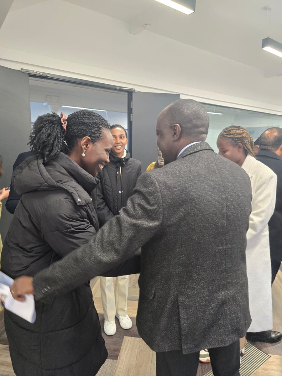 ITC_SheTrades's tweet photo. 🚨 #ThisWeekatITC: 50 women entrepreneurs from 10 countries in Africa & Asia in Manchester 🇬🇧 where they’ll connect with UK businesses in B2B meetings, gain insights on market entry strategies and trends, and network with key industry stakeholders.
Part of the UK-government funded #SheTrades prog.
