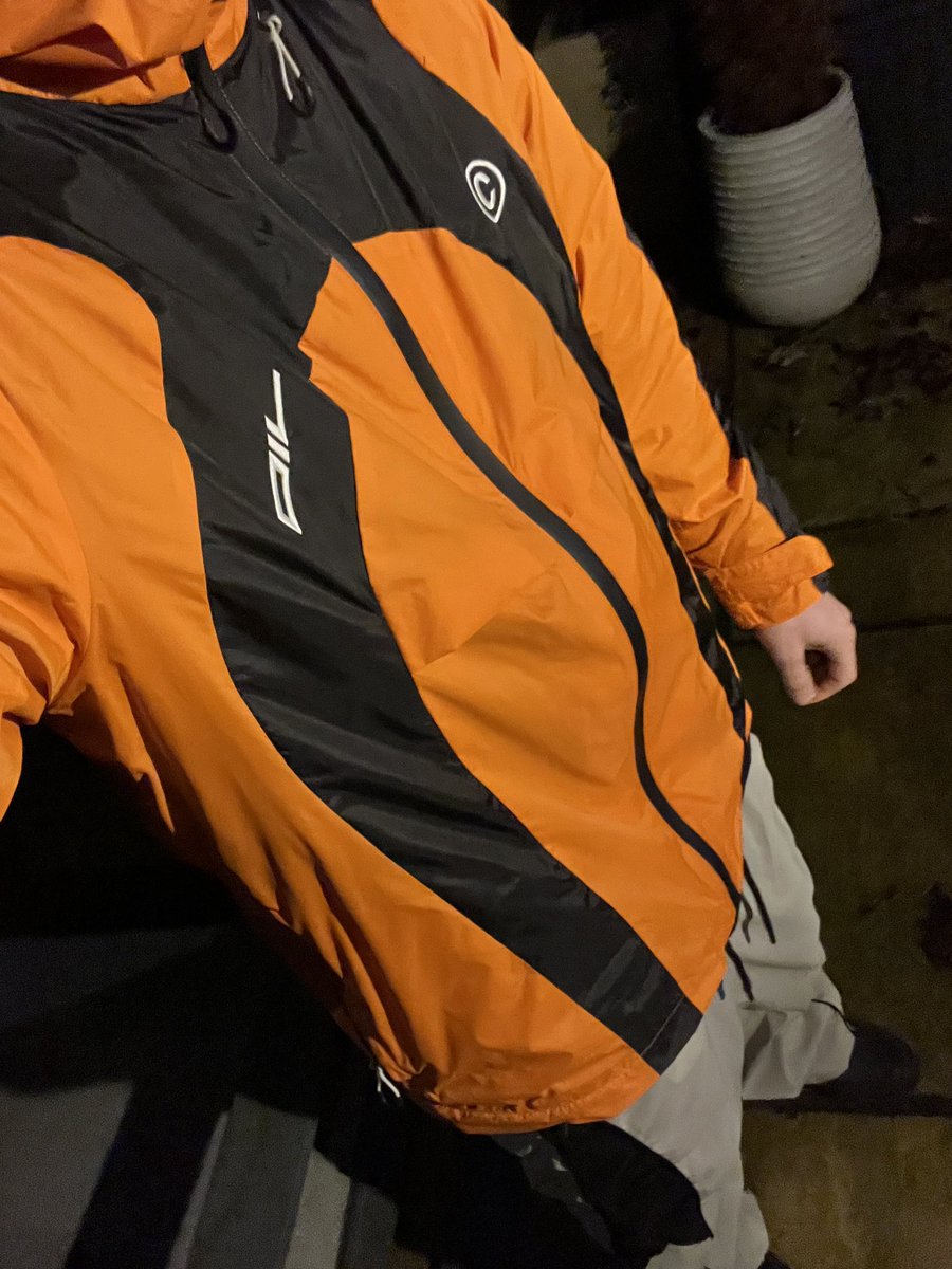 oil_dzn's tweet photo. Low stock on Orange RainSkin jackets - https://t.co/k1pVI3qjQO 👈 be quick! https://t.co/Y4MCgvfhgG