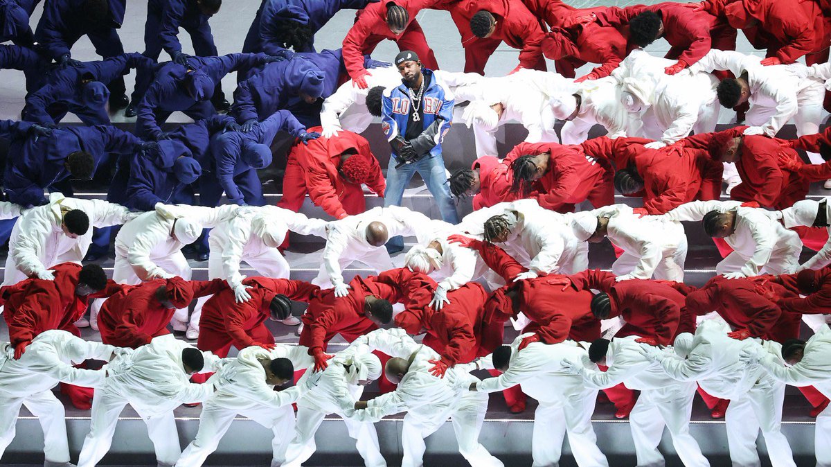 RCMillsap's tweet image. Kendrick Lamar unwittingly performed the funeral service for DEI at Super Bowl halftime.  Written with alternate intention, it turned out to be last expression of an idea that is now dead. #SuperBowlLIX #SuperBowlHalftime #deiisdead #deifuneral #Americanism