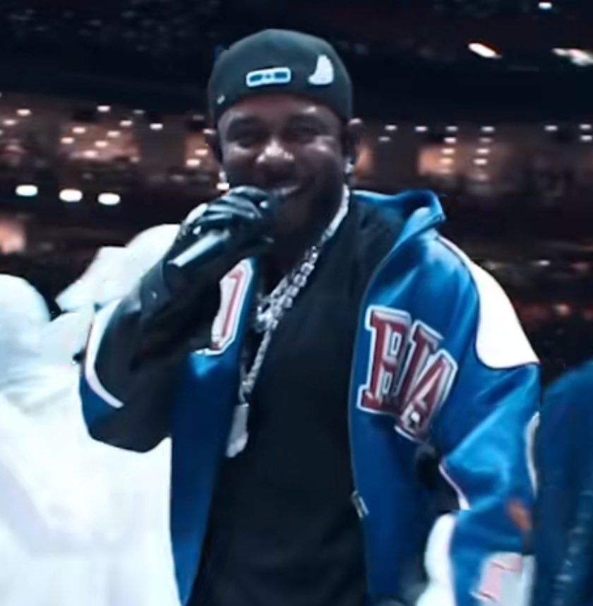 ° ≽^•˕• ྀི≼︴𝒩𝙰𝙼𝙸 tweet media