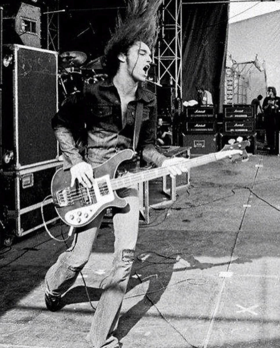 Happy Birthday to the great Cliff Burton of Metallica! (February 10, 1962 – September 27, 1986)