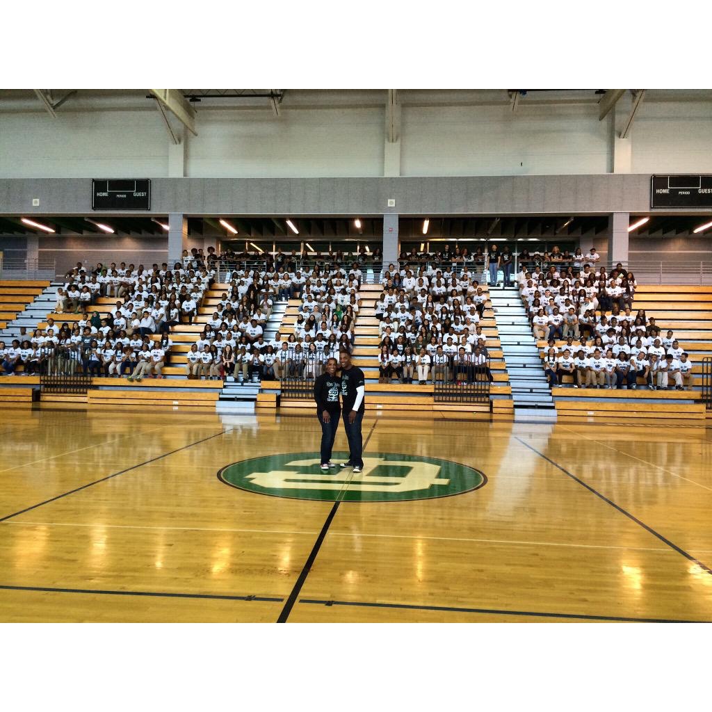 🗣️Calling all graduates of Cass Tech’s Class of 2015!

If you’re interested in attending our 10-year reunions events July 18-20th, please scan the QR code or click on the link in the bio to fill out the interest form.