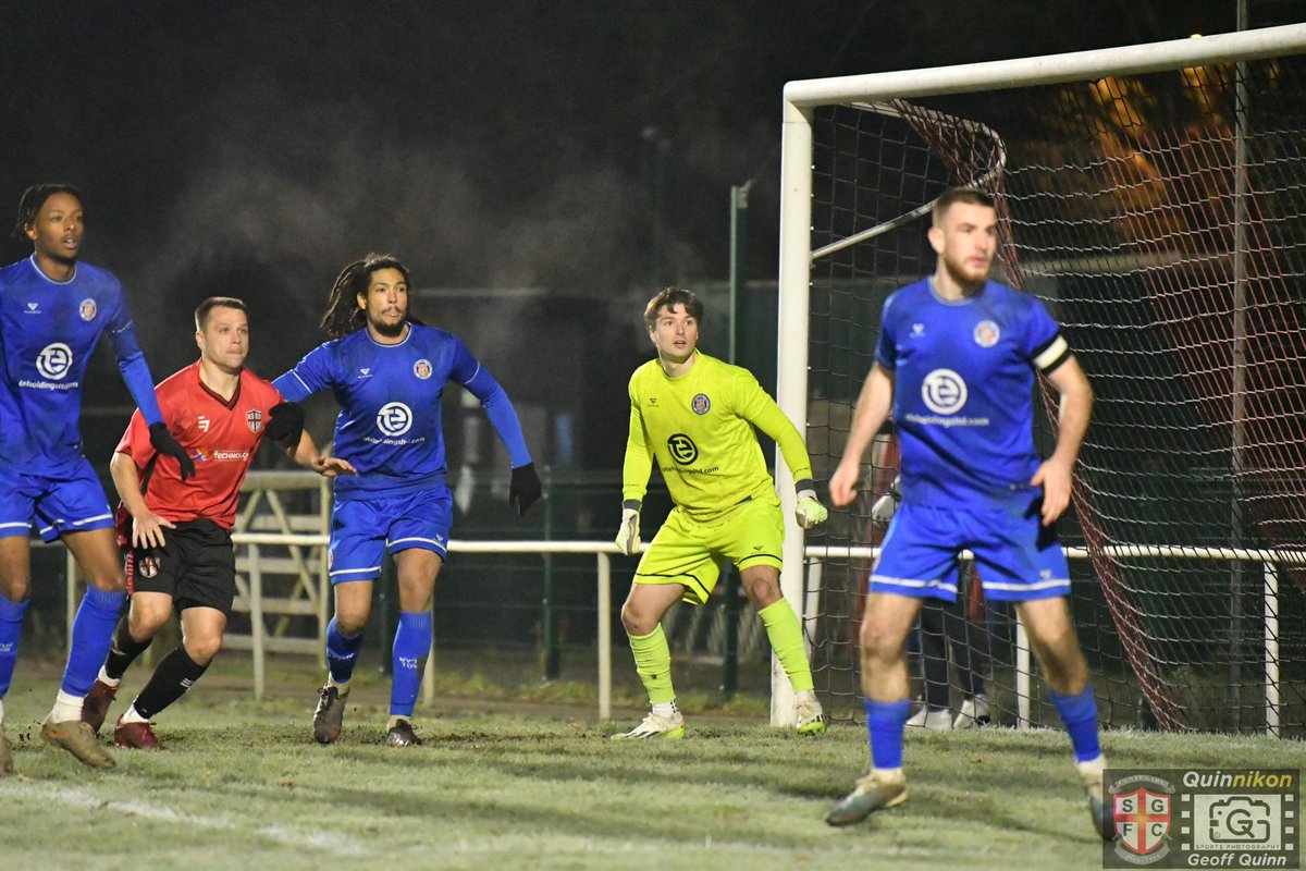 Looking for a new club 
Step 5-6 
Manchester/ Cheshire based 
📞

Rts appreciated 🫡
<a href="/TheGKN/">The GKN</a> 
<a href="/Goalkeepersofn1/">@Goalkeepersofnonleague</a>