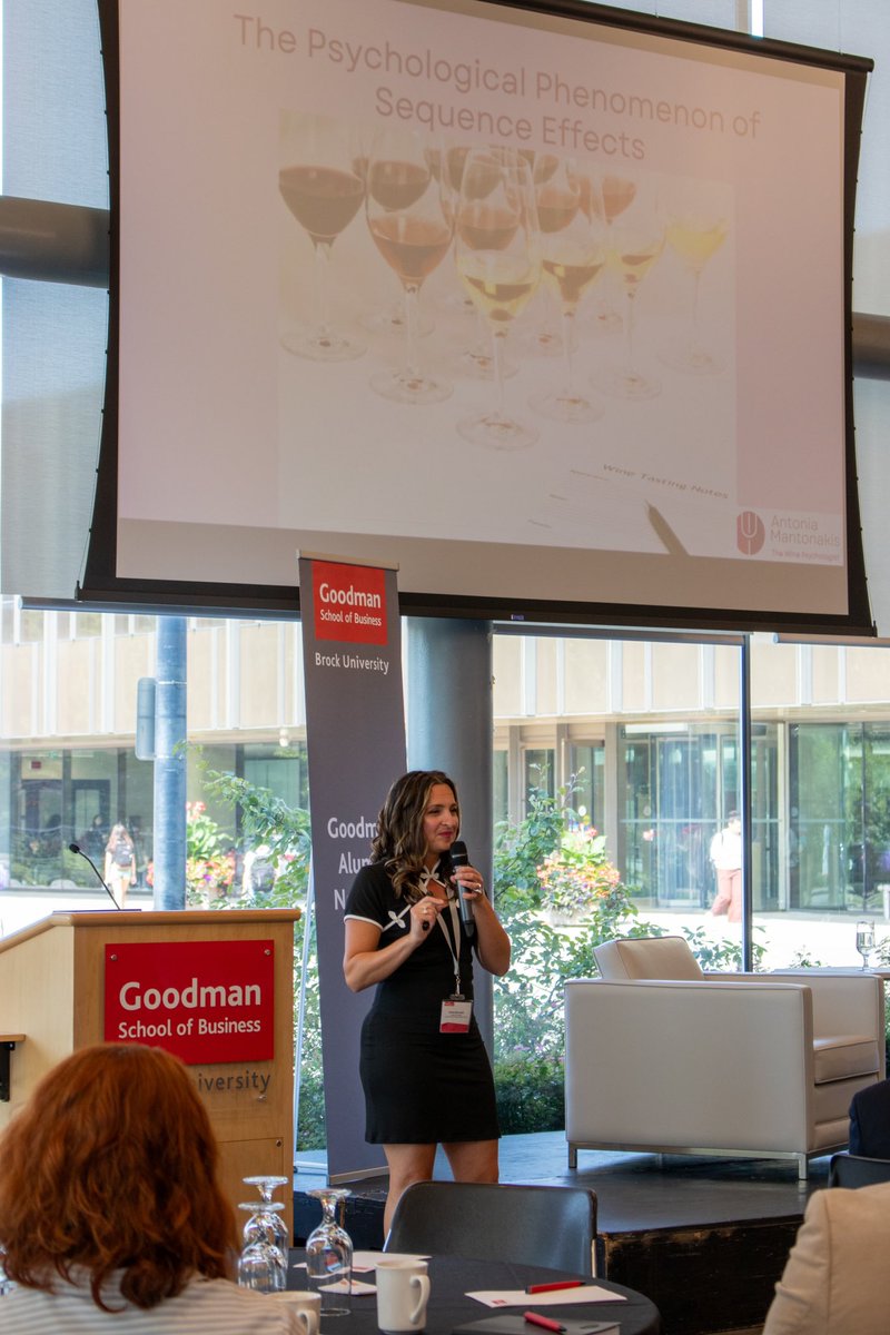 Antonia Mantonakis | The Wine Psychologist tweet media