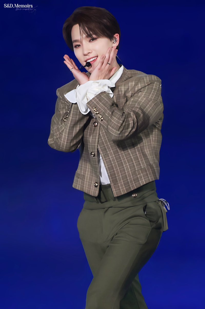 SDMemoirs's tweet photo. 241012
‘RIGHT HERE’ WORLD TOUR IN GOYANG

디노생일～～

#Happy_DINO_Day
#캐럿들의_존재의이유_디노생일
#DINOW_OF_KPOP_DAY 
#디노 #DINO 
#이찬 #ディノ https://t.co/zkHvbousA7