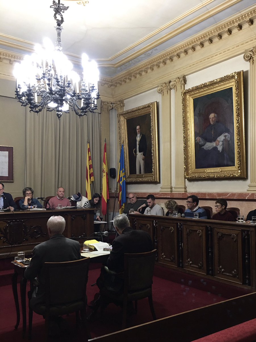 🏛Iniciem la sessió del ple ordinari del mes de febrer #Plevng

📺 Podeu seguir-lo en directe per <a href="/canalblau/">Canal Blau</a> o mitjançant l’etiqueta #PleVNG a X

Ordre del dia: 
vilanova.cat/ajuntament/ord…