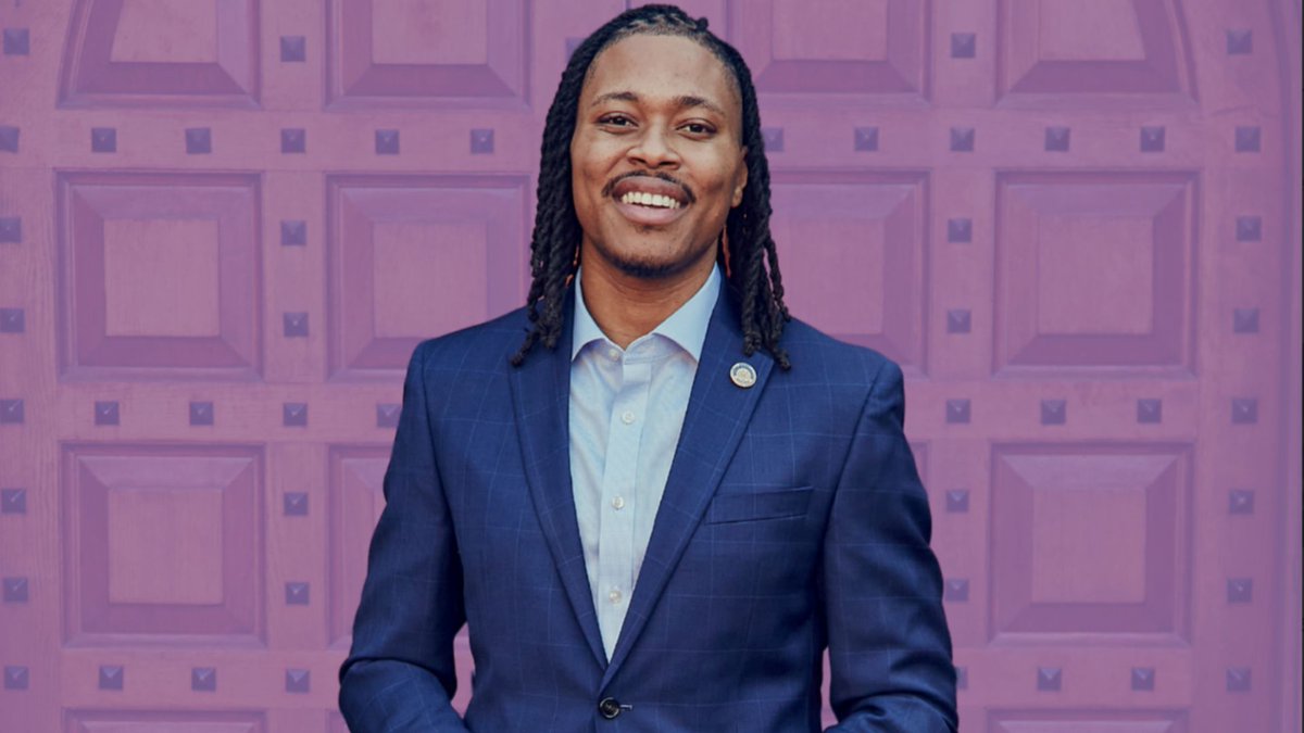 “We are going to revive this party and get sh*t done for our families!” Kenyatta tweeted after being named one of three vice chairs for Democratic National Committee.

buff.ly/40MtvK5