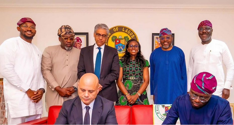 theinsightsnig's tweet image. Lagos teams up with Summa Group to construct the Lekki-Epe International Airport! Anticipate improved travel, economic growth, and more jobs. What benefits are you most excited about? #theinsights #LagosDevelopment #LekkiTrans  #EconomicGrowth   #JobOpportunity  #TravelGoals