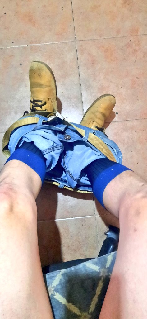 FaboSox's tweet photo. #sheesocks and boots https://t.co/8Jhm2Jm36B