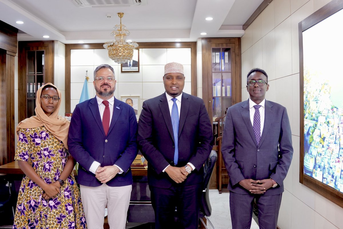 Mo Shire (@moshireh) on Twitter photo Alongside H.E. <a href="/HonBeenebeene/">Hon. Mohamud Beenebeene</a>, met with @IOM_Somalia Chief of Mission, Mr. Manuel Pereira. discussed strengthening partnerships to prevent displacement & enhance resilience for migrants, IDPs & host communities, while aligning IOM’s strategy with the National Transformation Plan Alongside H.E. <a href="/HonBeenebeene/">Hon. Mohamud Beenebeene</a>, met with @IOM_Somalia Chief of Mission, Mr. Manuel Pereira. discussed strengthening partnerships to prevent displacement & enhance resilience for migrants, IDPs & host communities, while aligning IOM’s strategy with the National Transformation Plan