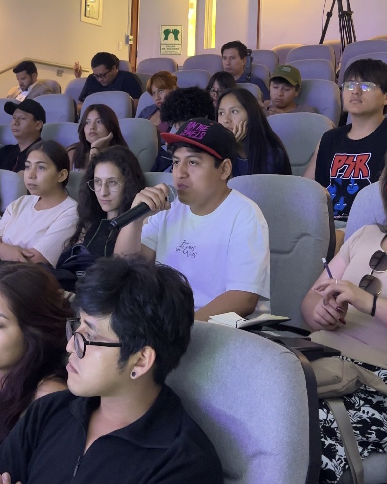 Backus Perú (@backusoficial) on Twitter photo ¡En #UNIFEST compartimos una masterclass🎬! Gerardo Ramos, nuestro Director Creativo de DraftLine, reveló las 3 claves para hacer realidad una idea💡🔥. 
Creemos en la innovación y en las nuevas generaciones. ¡El futuro lo construimos para tener más #MotivosParaBrindar🍻✨! ¡En #UNIFEST compartimos una masterclass🎬! Gerardo Ramos, nuestro Director Creativo de DraftLine, reveló las 3 claves para hacer realidad una idea💡🔥. 
Creemos en la innovación y en las nuevas generaciones. ¡El futuro lo construimos para tener más #MotivosParaBrindar🍻✨!