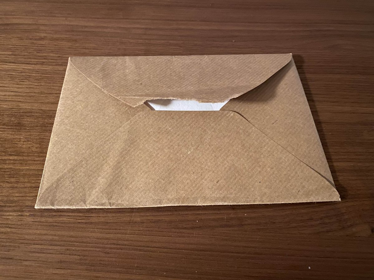 Dominik Karos (@imd0kay) on Twitter photo Liebe <a href="/DeutschePostDHL/">Deutsche Post und DHL News</a> , Heute kam ein Brief zu mir zurück, aufgerissen und mit einem Aufkleber "Retour". Es ist nicht das erste Mal, dass Briefe, die ich versende, geöffnet und durchsucht werden, oder gleich ganz verschwinden. Der Kundenservice reagiert nicht. Wer ist zuständig? Liebe <a href="/DeutschePostDHL/">Deutsche Post und DHL News</a> , Heute kam ein Brief zu mir zurück, aufgerissen und mit einem Aufkleber "Retour". Es ist nicht das erste Mal, dass Briefe, die ich versende, geöffnet und durchsucht werden, oder gleich ganz verschwinden. Der Kundenservice reagiert nicht. Wer ist zuständig?