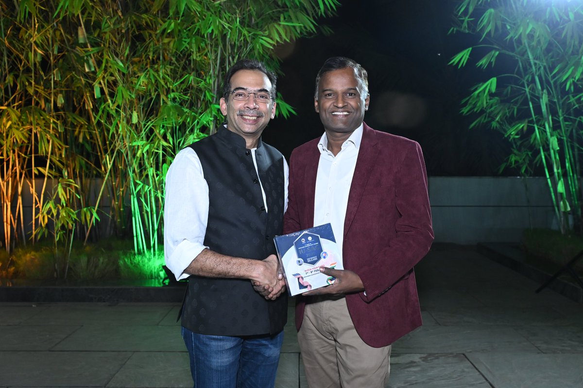 _RamChidambaram's tweet image. 1st Indo US shoulder Arthroplasty conference in Pune. This is the first collabariave meeting between IASES and SESI. Thanks Ashish Babhulkar for an excellent meeting
Wonderful meeting @AnandMurthiMD @SameerNagdaMD
Dr Grant Garrigues
Long live the IASES SESI collab!