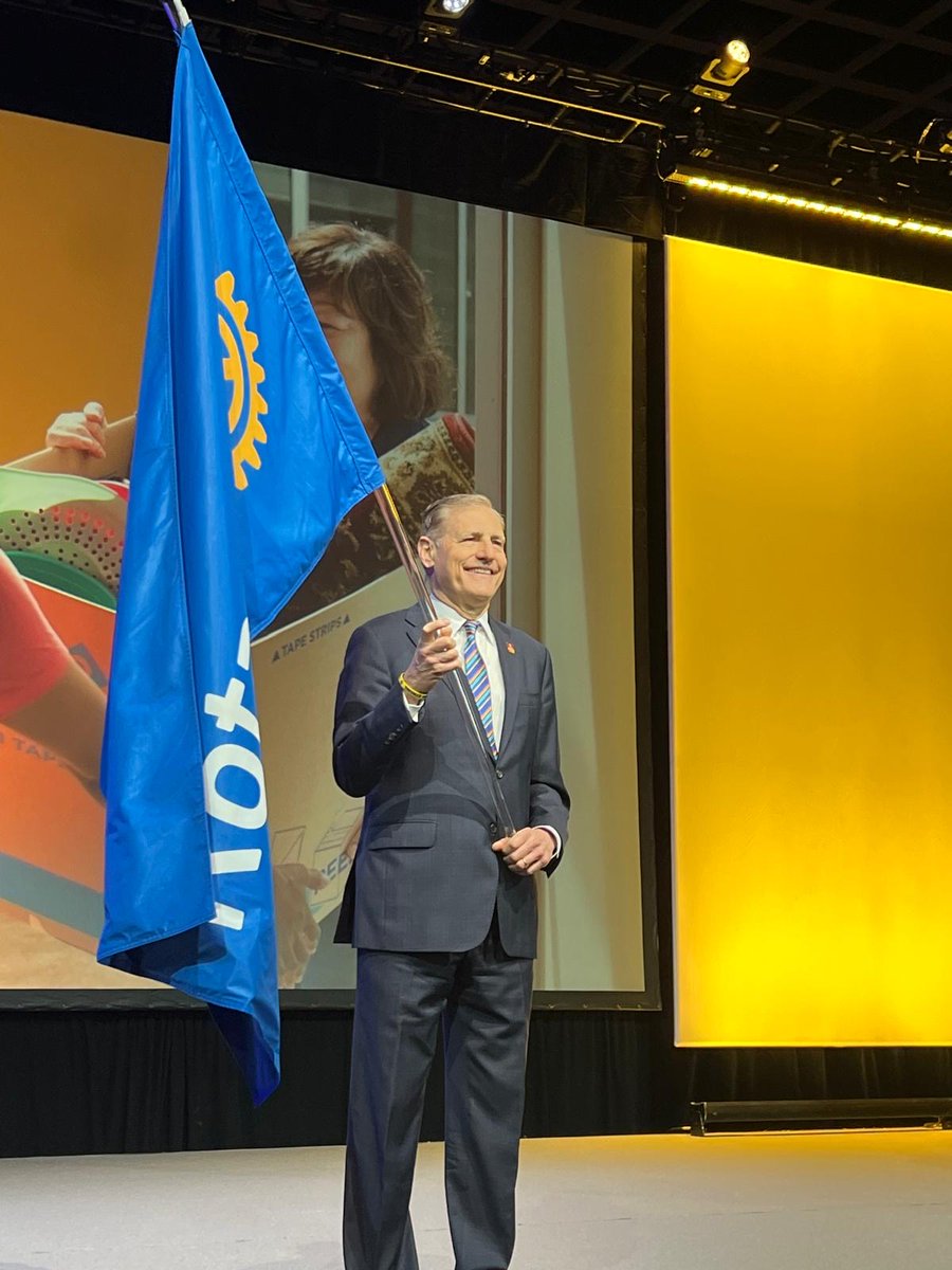 JohnHewko's tweet photo. Greetings from the 2025 #Rotary International Assembly in Orlando, Florida! Marga and I look forward to this event every year—it’s always an honor to present the @Rotary flag. https://t.co/eNCp4THuDh