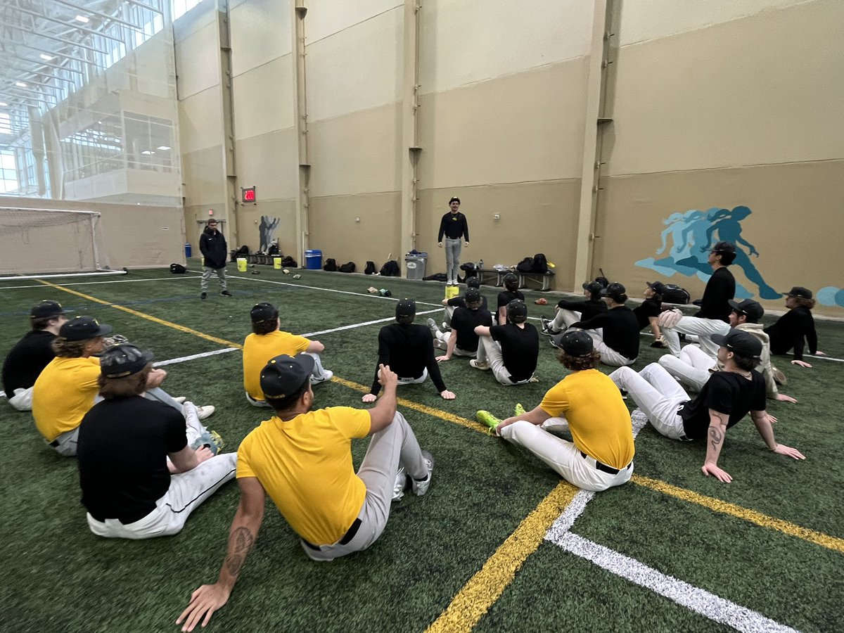 MPGbaseball's tweet image. ◼️Motivational Monday◼️

Motivational Monday with IF/OF/RHP Dean DeJesus

“What makes you comfortable can ruin you, what makes you uncomfortable can build you.”

▪️Stepping out of your comfort zone leads to growth and strength
▪️Embracing challenges can lead to personal…