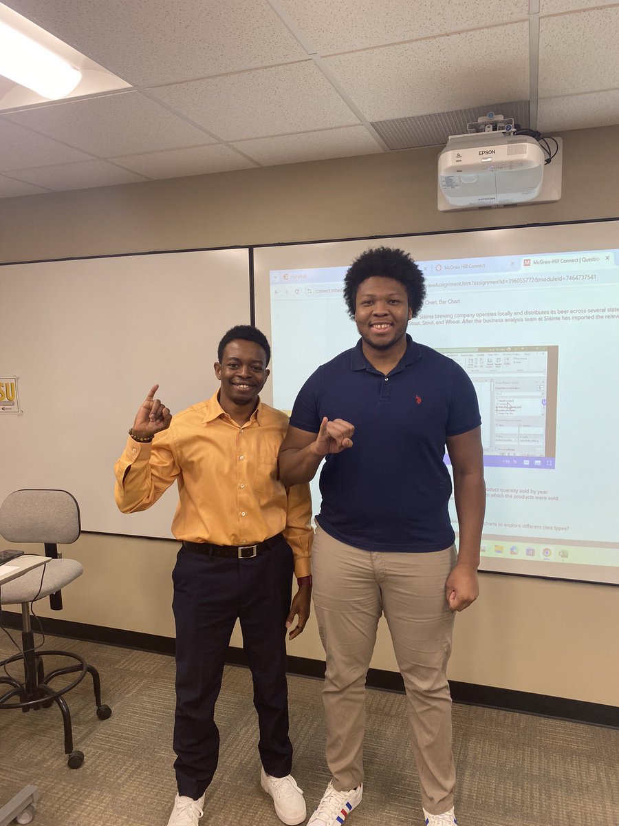 #dressforsuccess <a href="/esuhornetsfb/">ESU Hornet Football</a>