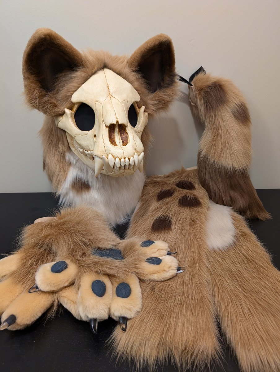 SarahcatFursuit's tweet photo. Been trying to find homes for these partials for a year now with no luck :( 
Wondering if I should alter their appearances a bit, if that would help? Maybe the right owner hasn't seen them yet? I really don't want to lower prices... https://t.co/YeR6r3UkGd