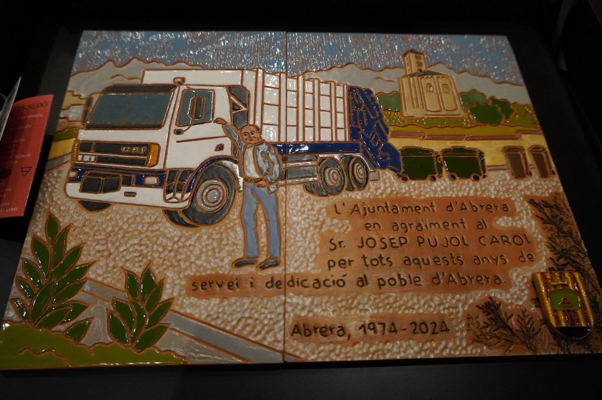 Avui dilluns 10 de febrer ha tingut lloc un acte de reconeixement a Josep Pujol i Carol, pel seu servei durant 50 anys davant l’empresa Concessionària Abrera S.L. pel servei de gestió de recollida de residus urbans i neteja de la via pública.

+ℹ️ al web abrera.cat.