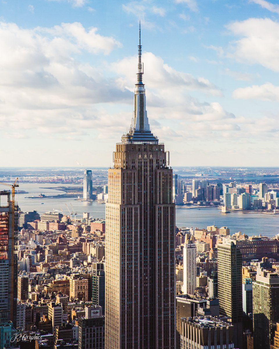EmpireStateBldg's tweet photo. A true blue bird day

📷 : jsgraphicsuk/IG https://t.co/EzafoLQQp0