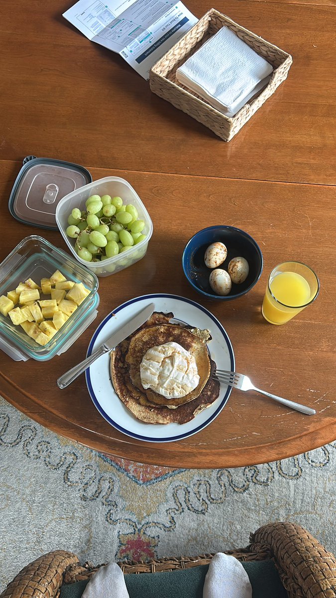 Jawnson_Bronson's tweet photo. Pregame Fuel #OverthinkingHooper #AdamLevine https://t.co/YXPCp8pAKe