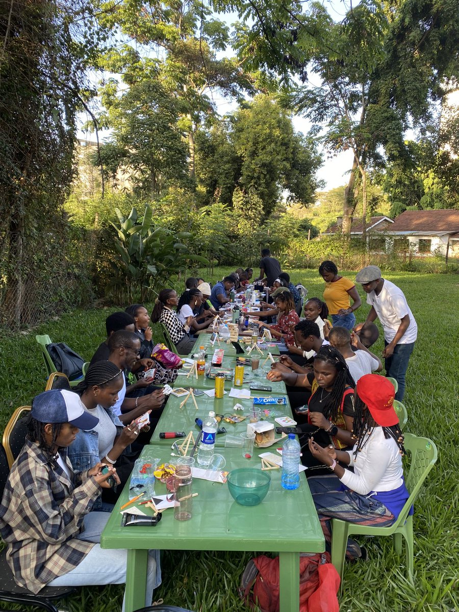 Thee_Anyango's tweet photo. My weekend weekended courtesy of @coverlag,  @LuckyOluoch and @Jacksonngari_ GenZ Comms CHILL AND PAINT was lit🙌❤️.  I was lucky enough to be surrounded by pretty women, talented young men and women. Women are straight-up works of art ❤️ and I loved it! https://t.co/sdt3eTd2YH