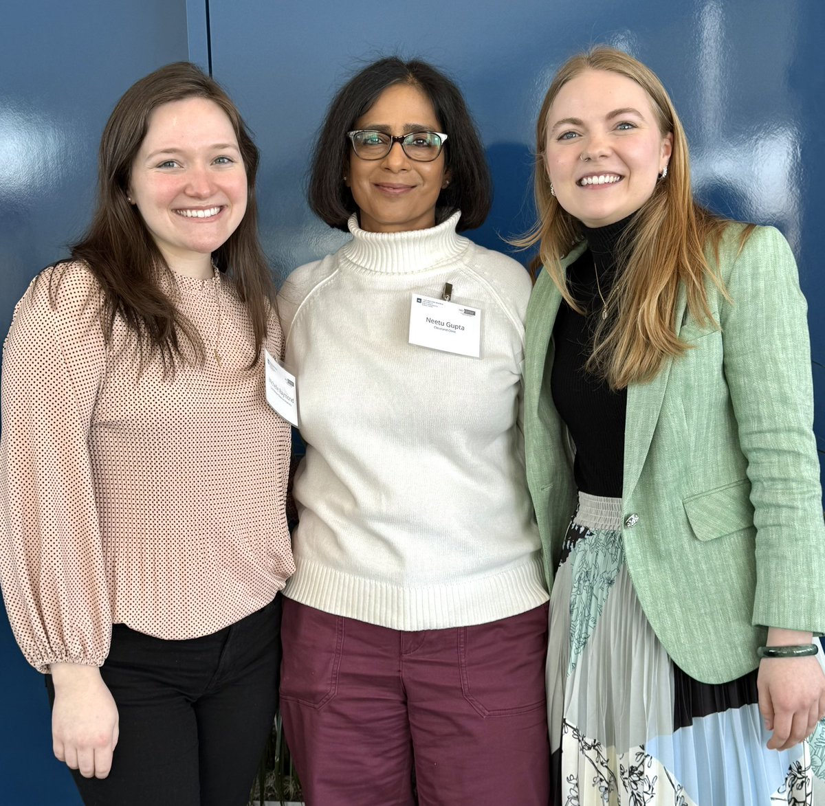 <a href="/EmilyBlaum/">Emily Blaum</a> <a href="/MichelleLRay14/">Michelle Raymond</a> in my lab <a href="/CCLRI/">Cleveland Clinic Lerner Research Institute</a> <a href="/ClevelandClinic/">Cleveland Clinic</a> <a href="/cwrumstp/">MSTP at Case Western Reserve University</a> <a href="/CWRUSOM/">CWRU School of Medicine</a> kick off their research conference journey at the 3rd Cancer Microbiome Workshop organized by <a href="/caseccc/">Case Comp Cancer Ctr</a> #BCells #CARTCells