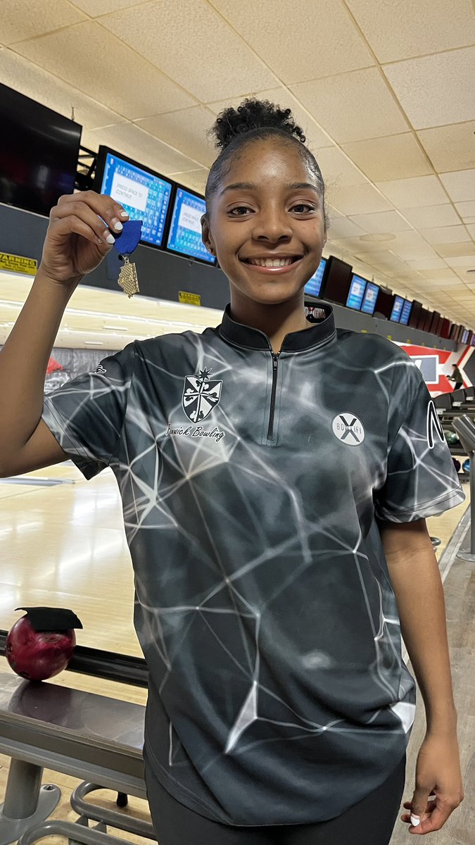 FenBowl's tweet photo. Regional Champion!!! 🏆🎳🔥
Let’s give a huge congratulations to this superstar Olivia Cameron who came in the top spot out of 97 girls! She had a high game of 254 and averaged 196 for the day!
On to sectionals this weekend with her team! Wish them luck!! Let’s go!🏆
#FriarNation https://t.co/MUxHFyvJRp