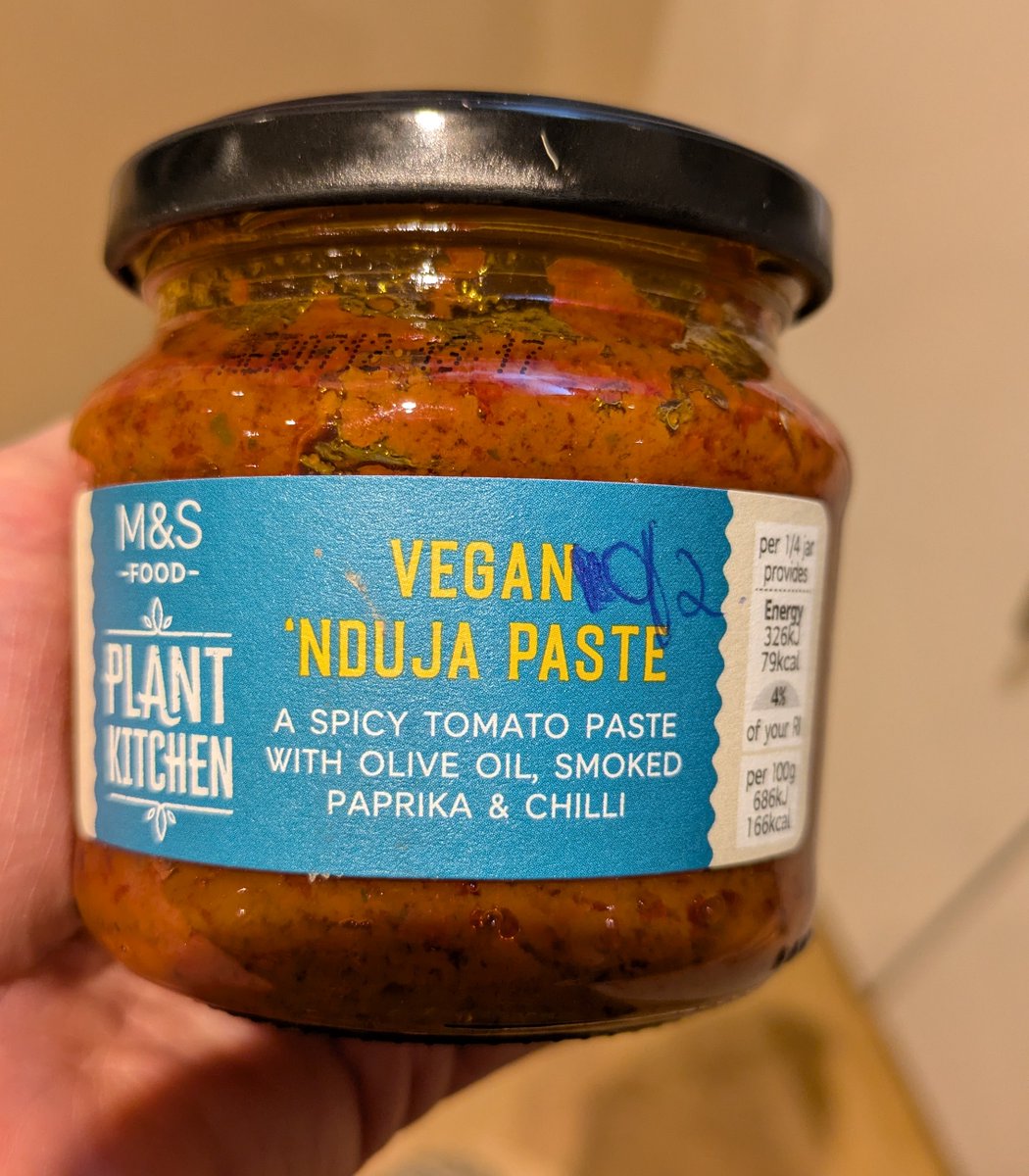 ⓋeganOliⓋe tweet media