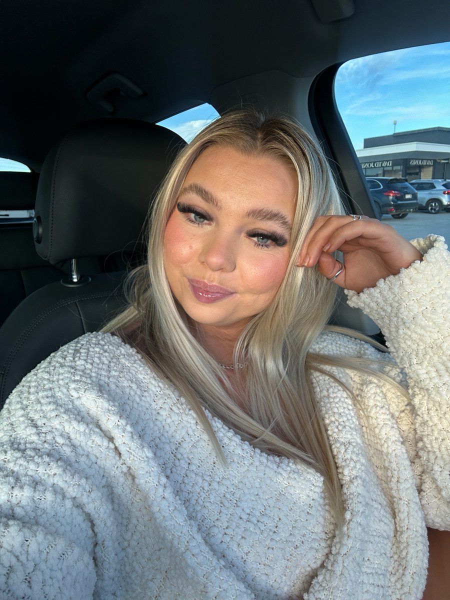 toriharperr's tweet photo. @GuguNgwenya13 Do you think I might go viral too? 😚 https://t.co/IFPa85PHiQ